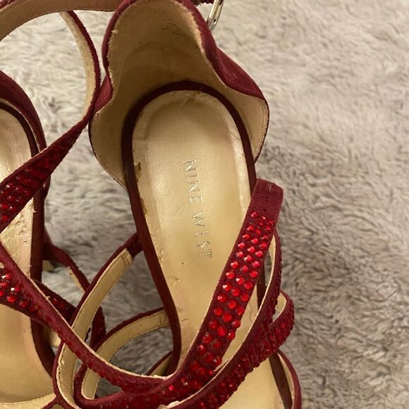 Nine West suede heels, size 7 - Picture 8 of 12